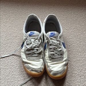 Nike White and Blue Casual Sneakers